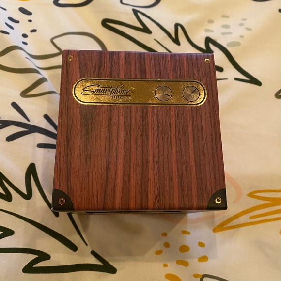 Smartphone Retro Speaker Good Condition - Picture 4 of 4